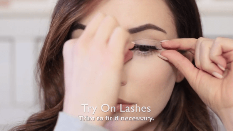 How to apply False Lashes Tutorial